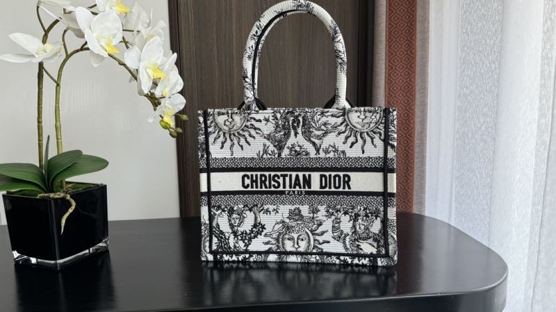 Christian Dior Shopping Bags